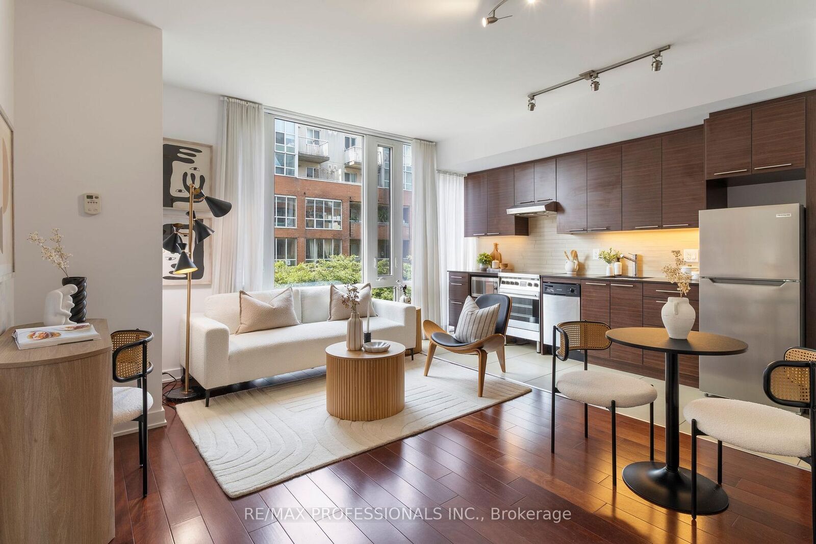 Property Photo:  3 Market Street 422  ON M5E 0A3 