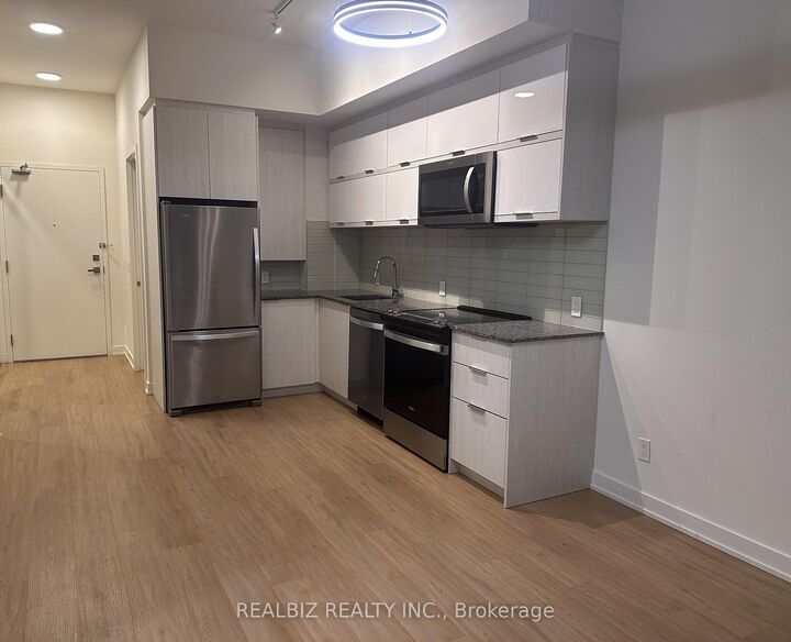 Property Photo: 10 Deerlick Court 705 ON M3A 0A7