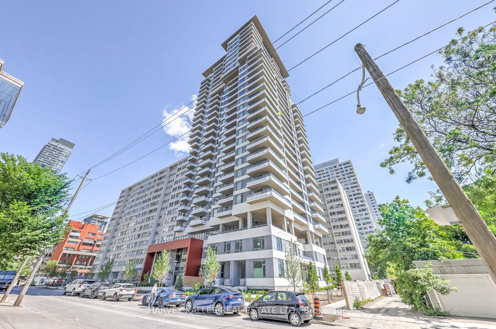 Property Photo:  25 Holly Street 2209  ON M4S 0E3 