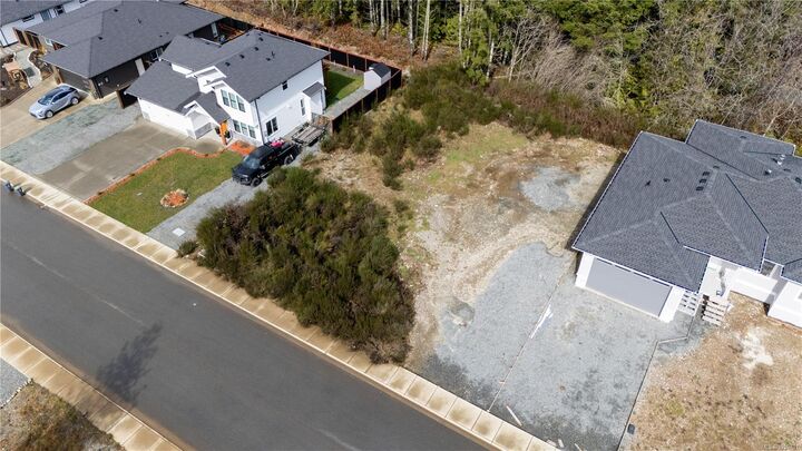 Property Photo:  145 Edgewood Dr  BC V0R 2G0 