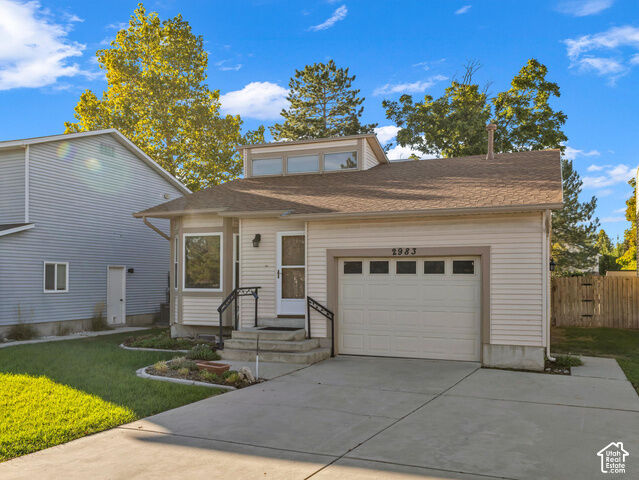 Property Photo: 2983 W Sussex Pl UT 84119