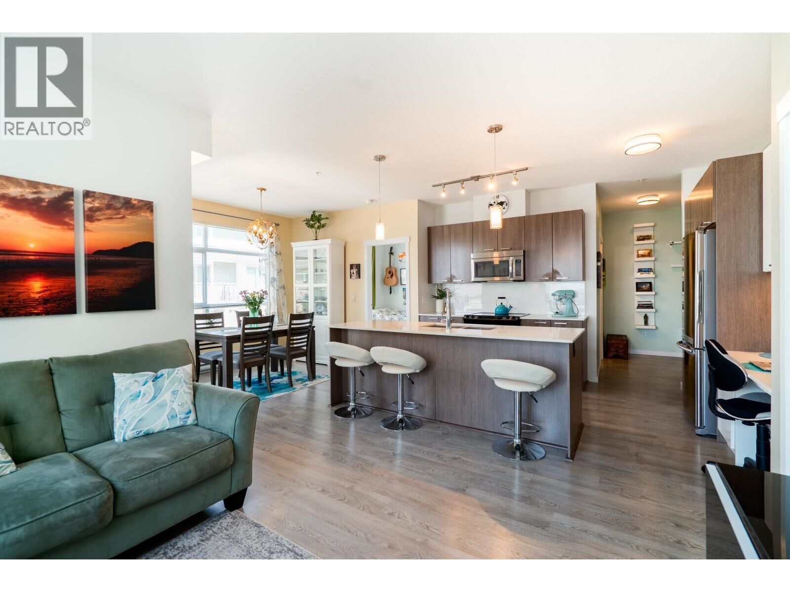 Property Photo:  617 Smith Avenue 215  BC V3J 0C3 