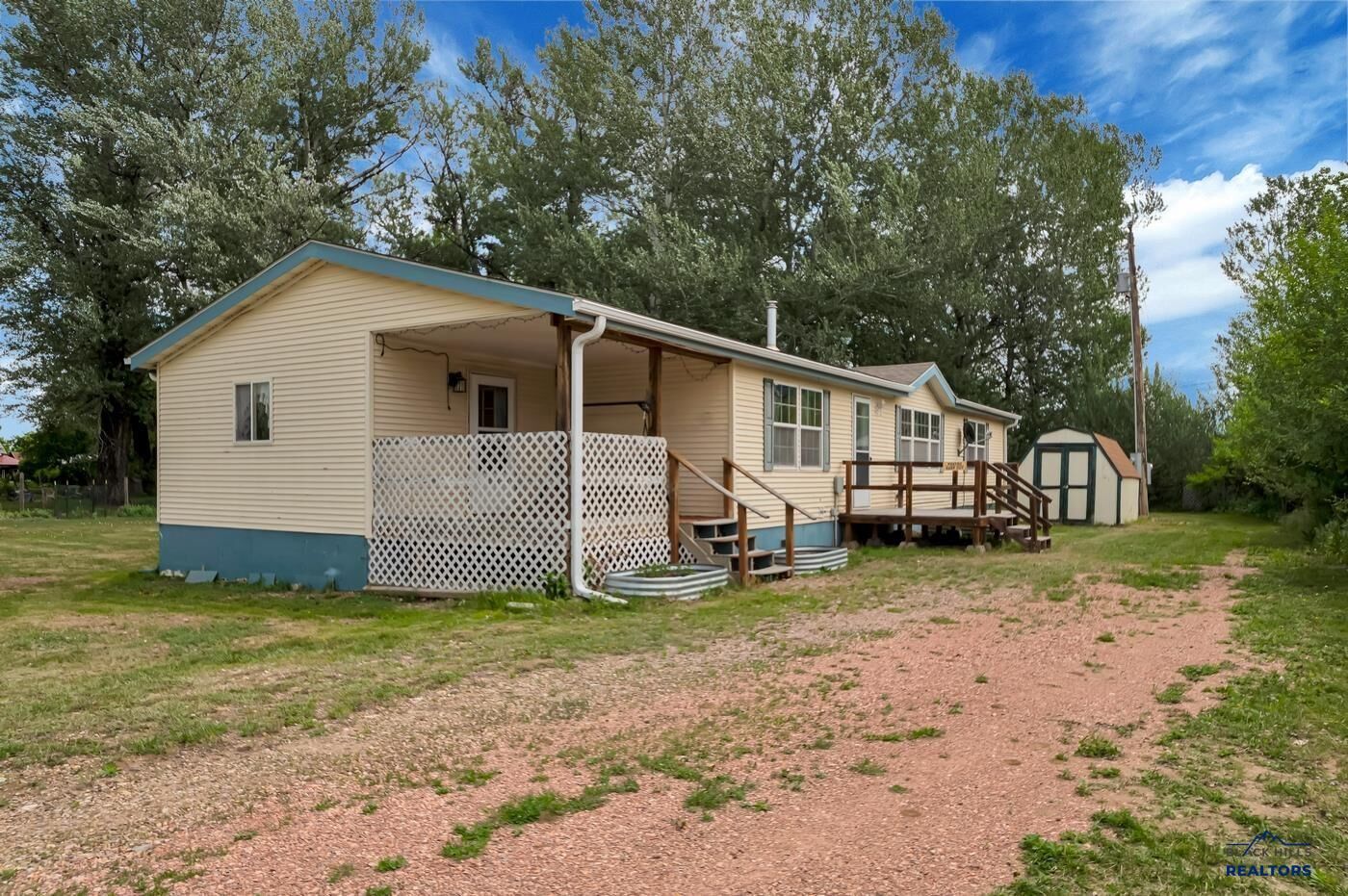 Property Photo: 322 4th SD 57782