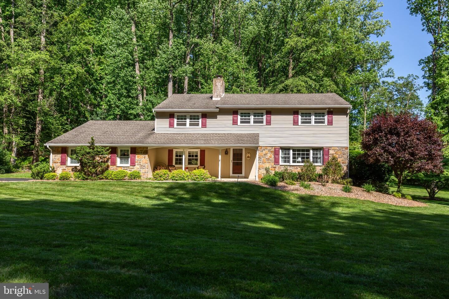 Property Photo:  1464 Glenbrook Lane  PA 19380 