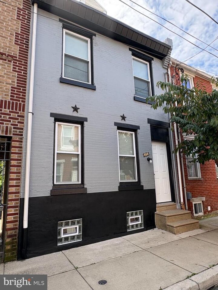 Property Photo:  404 Watkins Street  PA 19148 