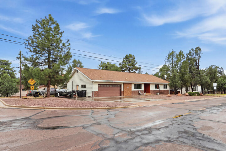 Property Photo:  1103 E Frontier Street  AZ 85541 