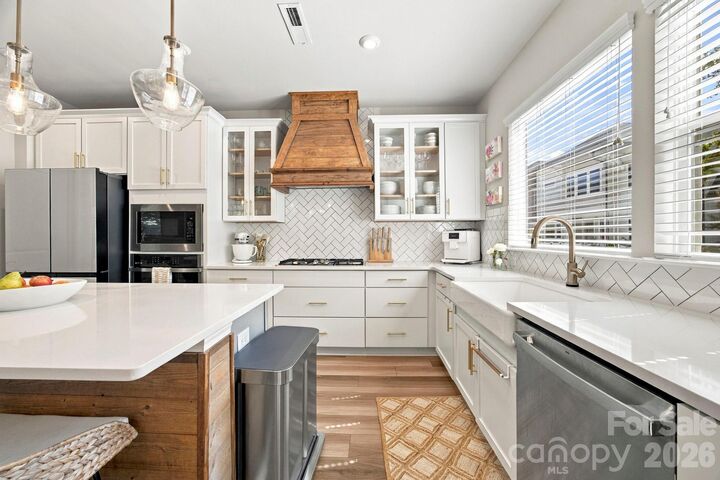 Property Photo: 706 Redd Alley NC 28217