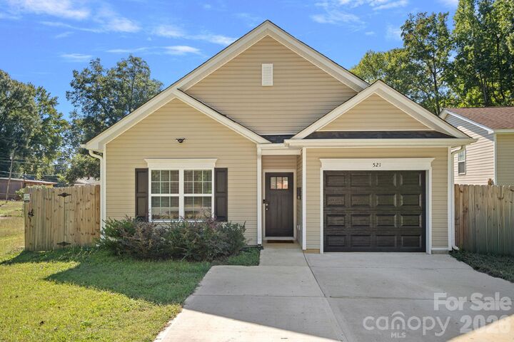 Property Photo:  521 Porter Street  NC 28208 