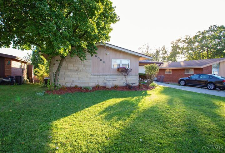 Property Photo: 5003 Mt Alverno Road OH 45238