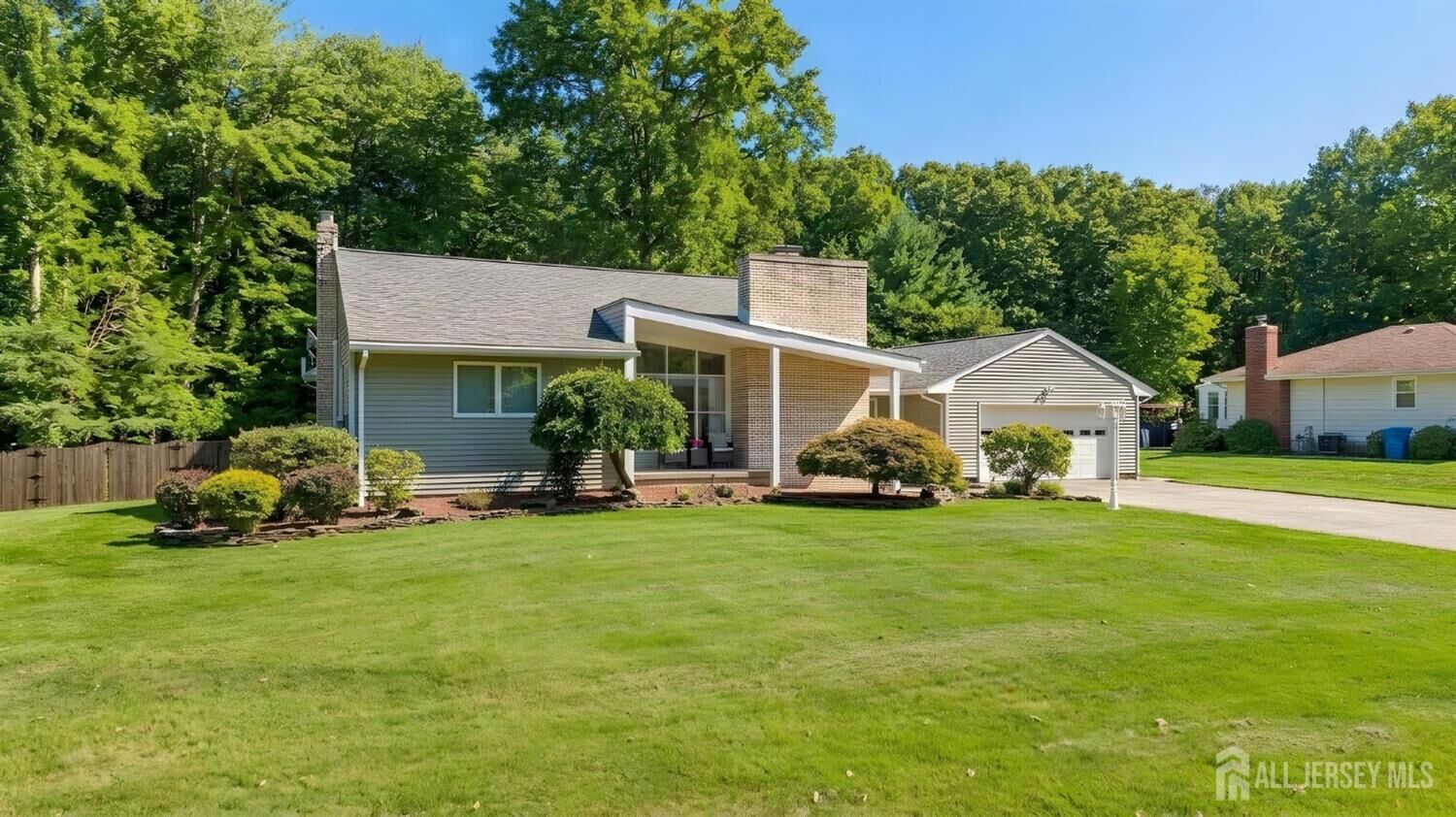 Property Photo:  2642 Linder Avenue  NJ 08902 