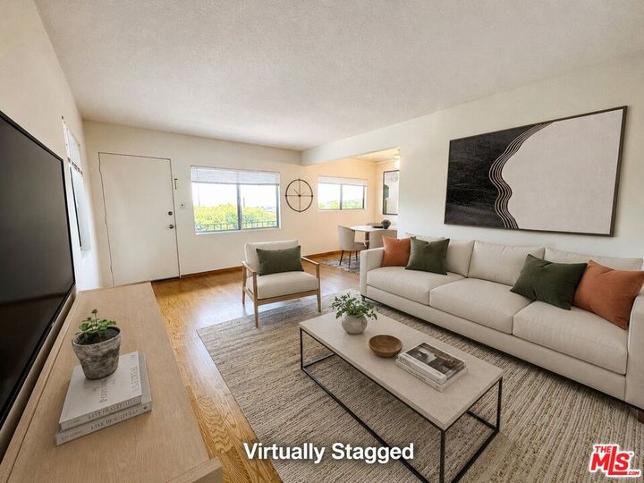 Property Photo:  623 Ashland Ave, Unit 4  CA 90405 