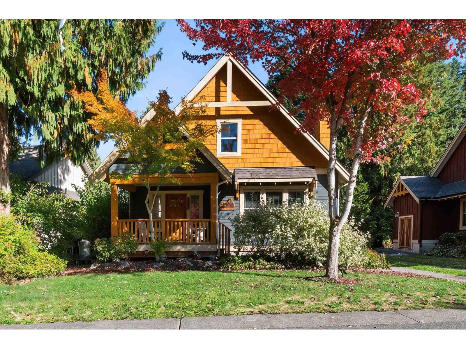 Property Photo:  1852 Ravenwood Trail  BC V2R 0E1 