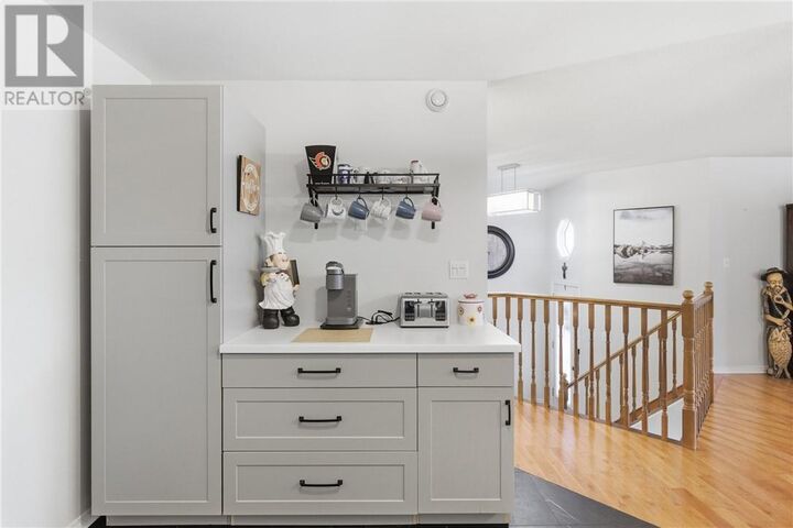 Property Photo:  168 Amberdale Court  ON P3C 5T3 