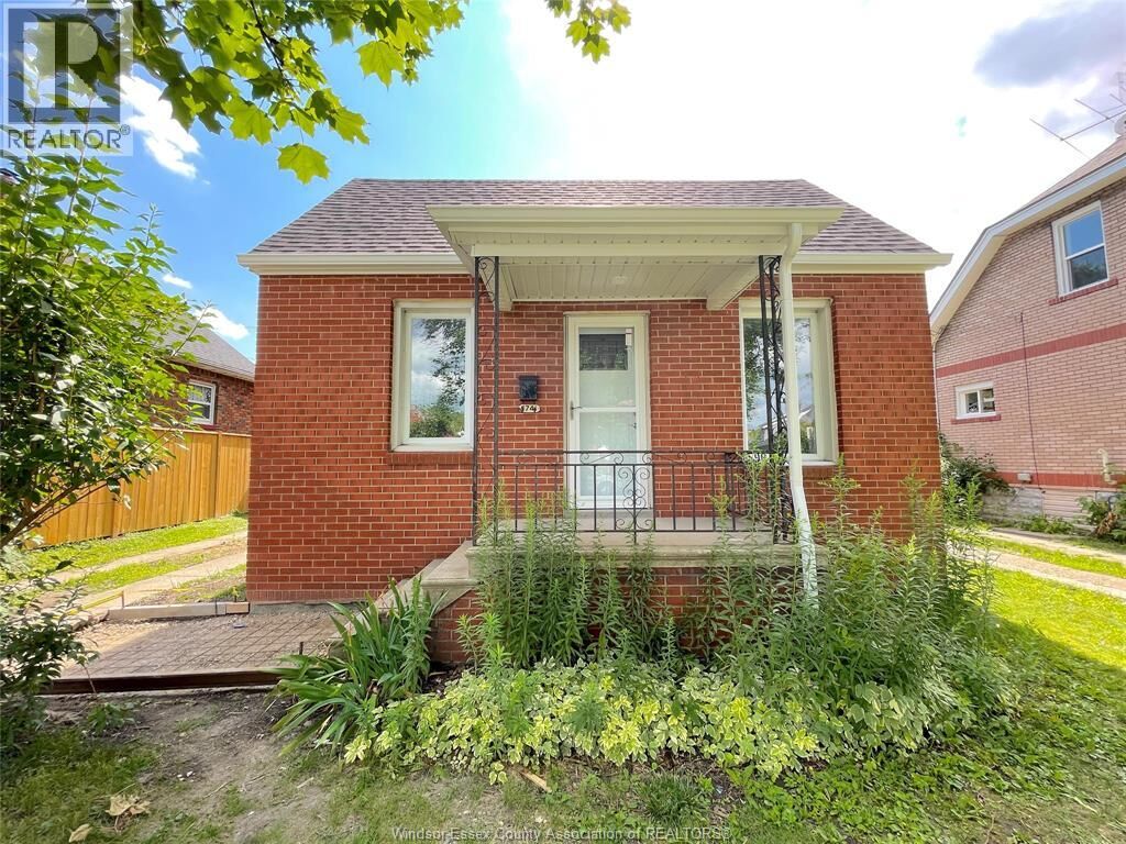 Property Photo: 1741 Hickory Road ON N8Y 3T4