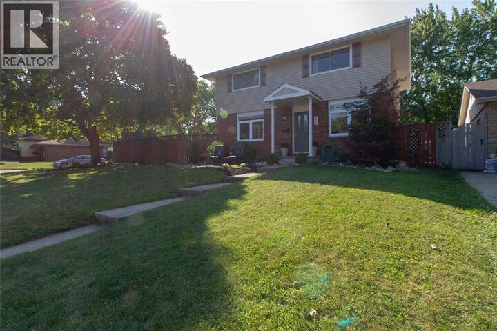 Property Photo:  833 Woodward Crescent  ON N7V 2E5 
