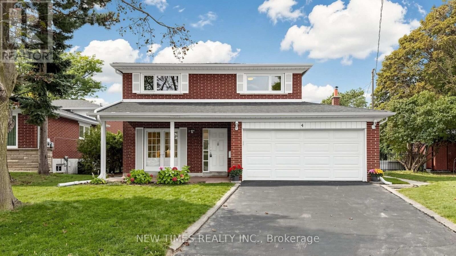 Property Photo:  4 Ashstead Place  ON M2J 3K1 