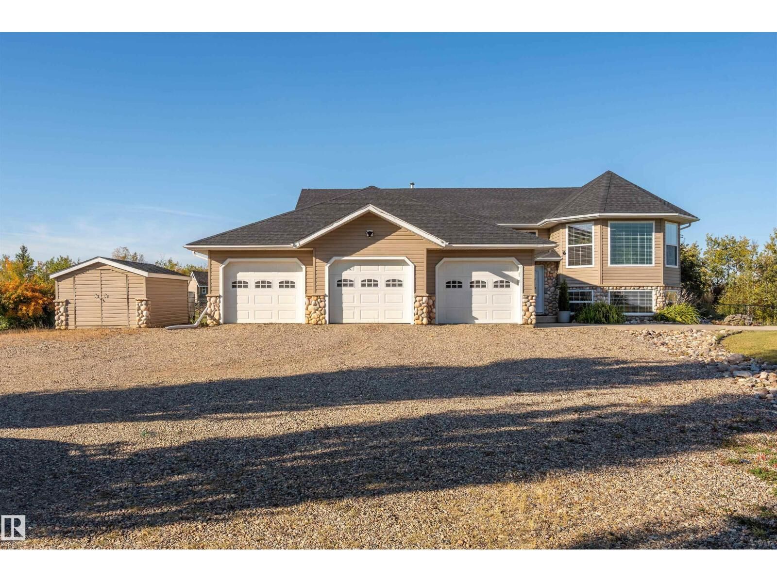 Property Photo:  #6 61130 RR 465  AB T9N 2G8 