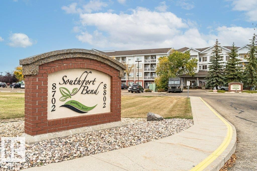 Property Photo:  8802 Southfort Drive 233  AB T8L 4R6 