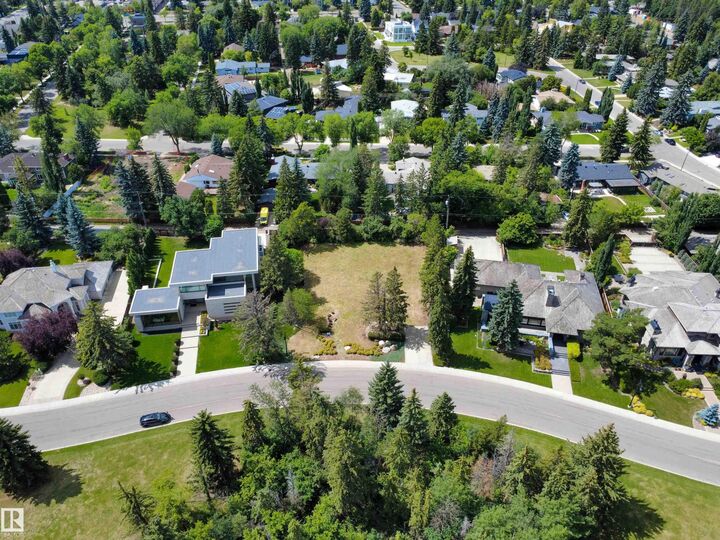 Property Photo:  9716 Riverside Drive NW  AB T5N 3M6 