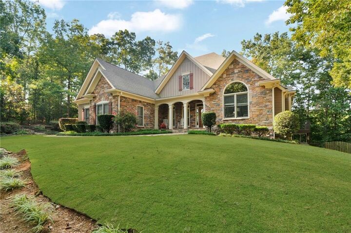 Property Photo:  530 River Estates Parkway  GA 30115 