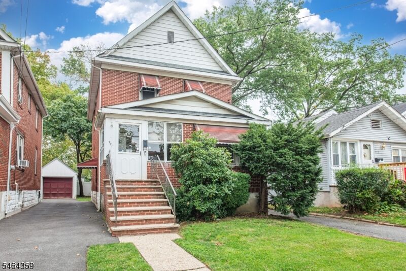 Property Photo:  481 Jefferson Ave  NJ 07065 