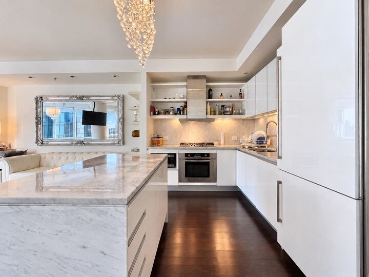 Property Photo: 77 Hudson St 1204 NJ 07302