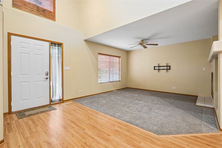 Property Photo: 4251 Eisenhower Lane 2 IA 50010