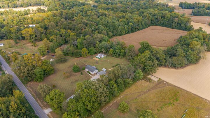 Property Photo: 3222 S Bullocktown Road IN 47601