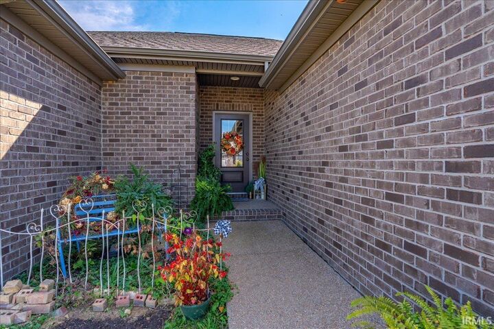 Property Photo: 7521 Brinkley Court IN 47715