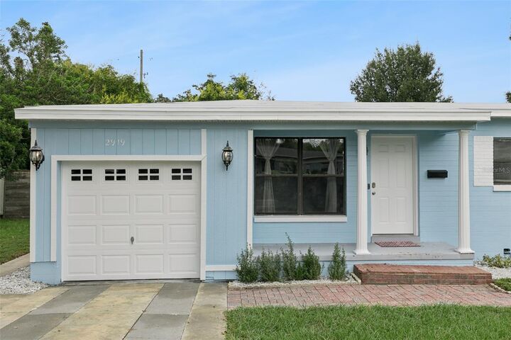 Property Photo:  2919 Huntington Street  FL 32803 