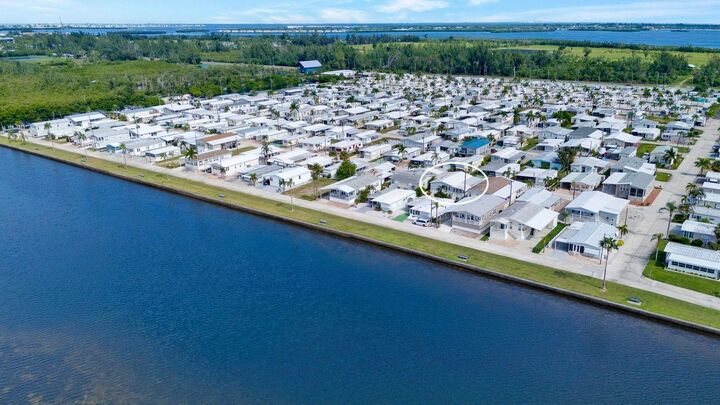 Property Photo:  10315 Cortez Road W 7F  FL 34210 