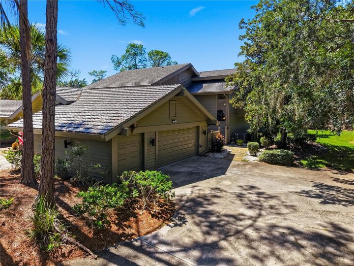 Property Photo:  5333 Cobblestone Court  FL 33543 