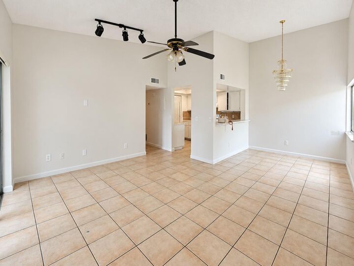 Property Photo:  2527 Citrus Club Lane 3904  FL 32839 