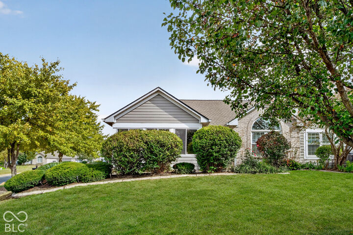 Property Photo:  5771 Quail Crossing Drive  IN 46237 