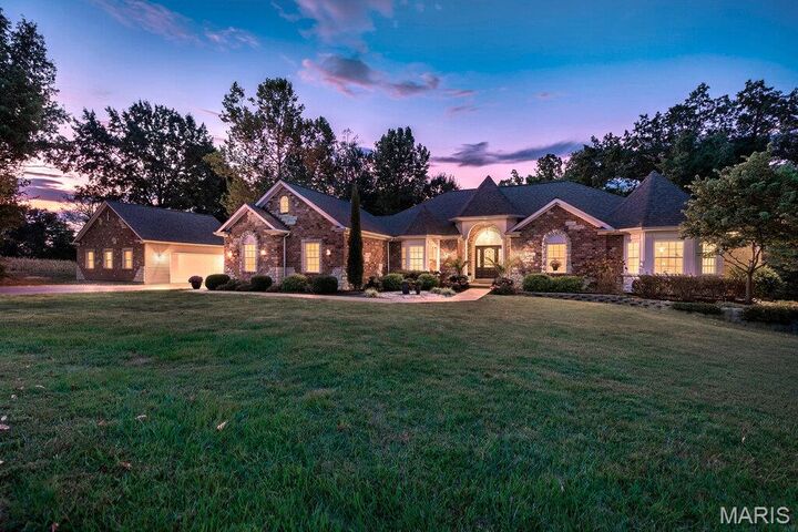 Property Photo: 341 Mallard Pointe Boulevard MO 63369