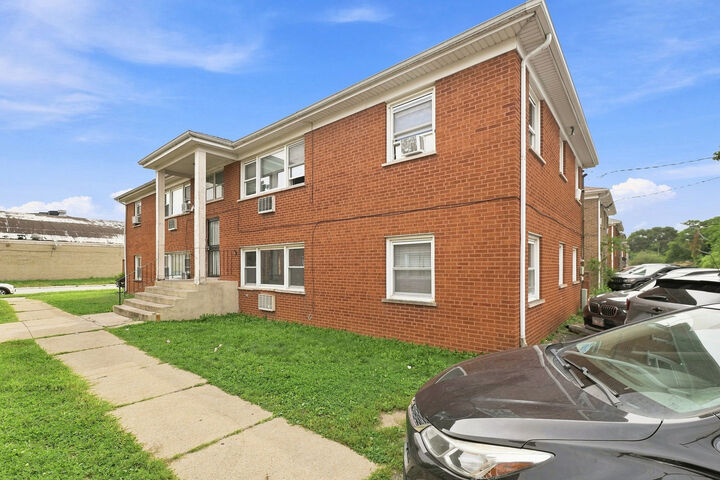 Property Photo: 15018 Dorchester Avenue IL 60419