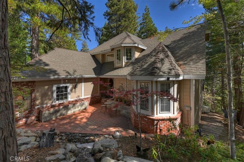 Property Photo:  393 Brentwood  CA 92352 