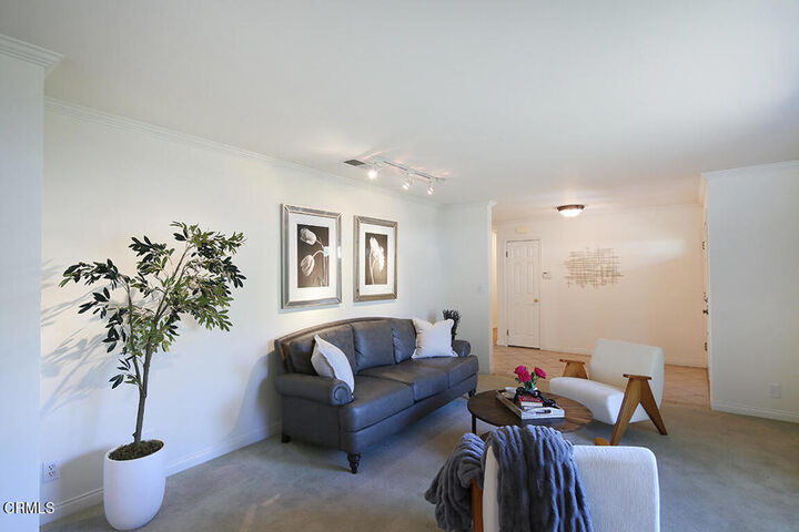 Property Photo:  452 Prospect Ave Avenue  CA 91016 