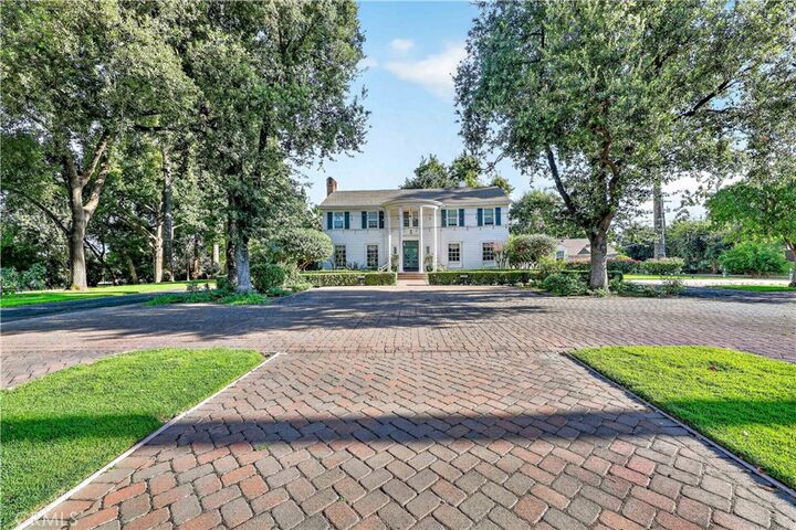 Property Photo: 575 Bear Creek Dr CA 95348
