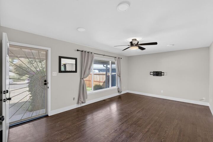 Property Photo: 3543 Mignon Street CA 95826