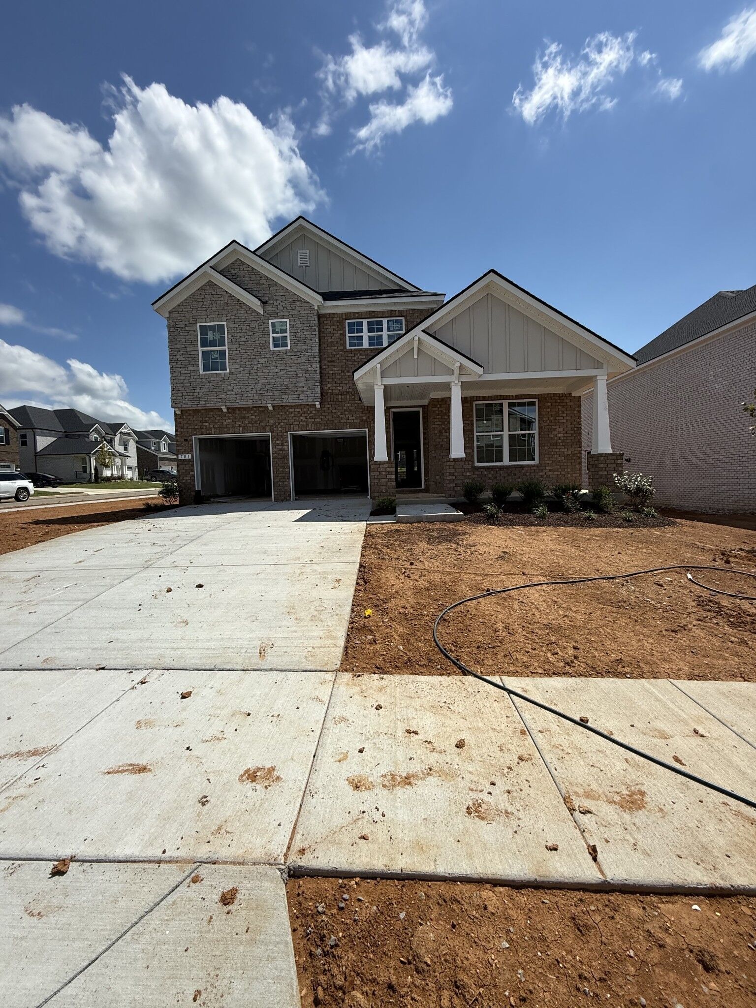 Property Photo:  701 Delta Circle  TN 37122 