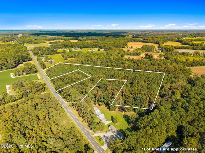 Property Photo: 2473 Peacock Road NC 28472
