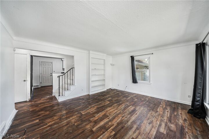 Property Photo:  16780 Gerard Avenue  OH 44137 
