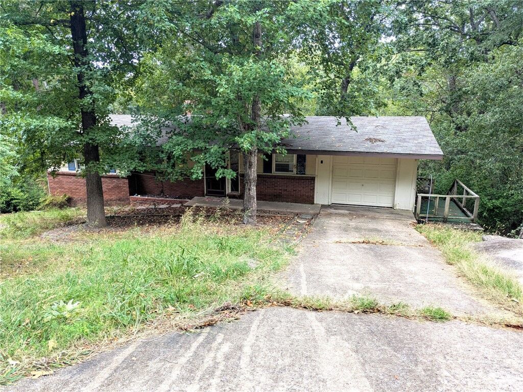 Property Photo: 43 Billingsley Drive AR 72715