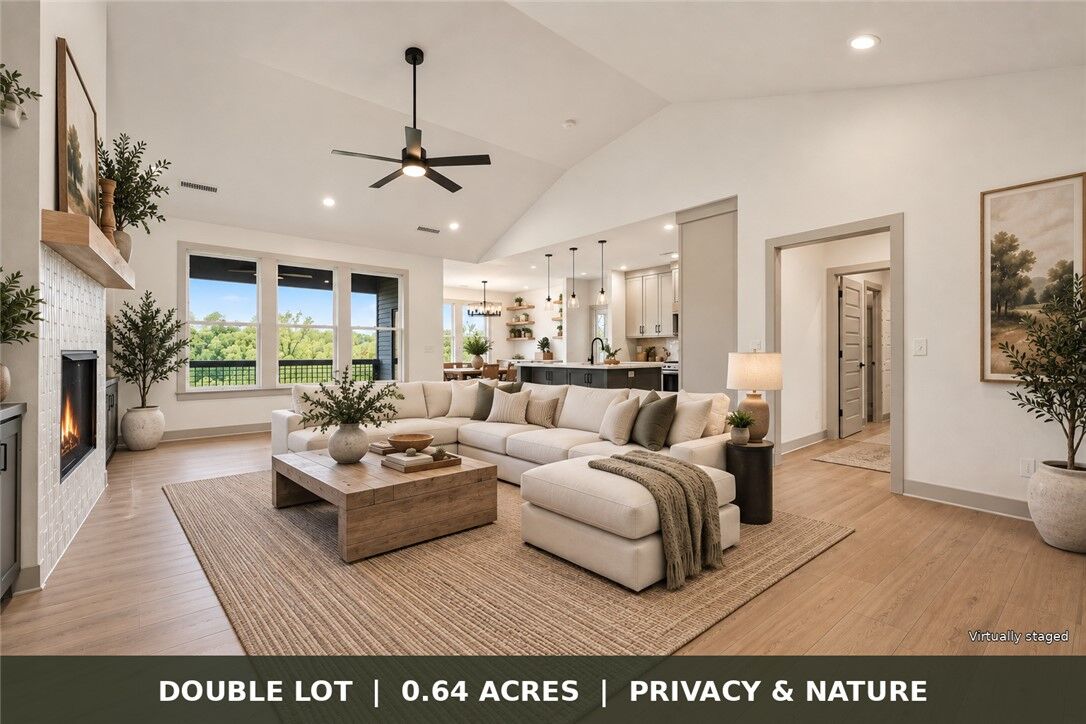 Property Photo: 242 Kinross Drive AR 72715