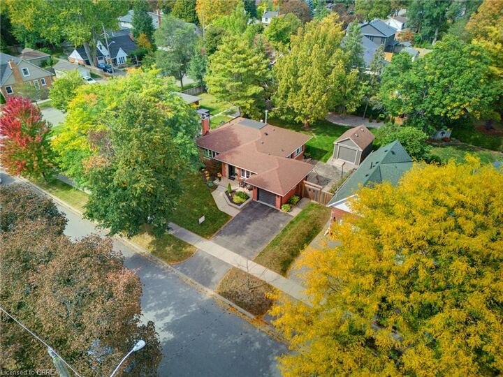 Property Photo:  25 Elm Street  ON N3R 4T7 