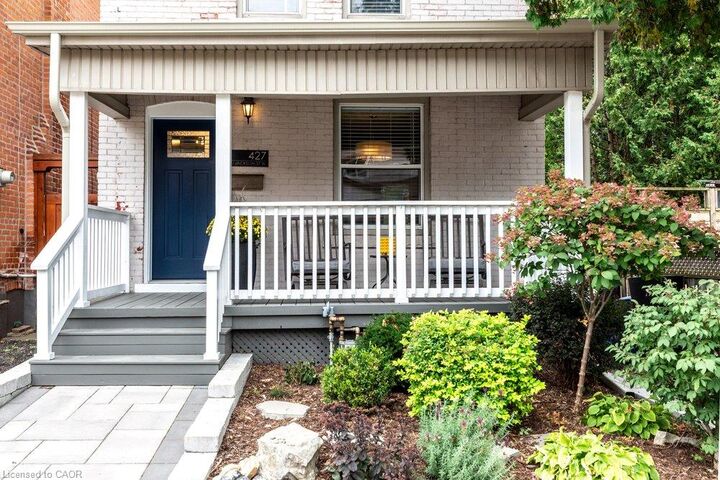 Property Photo:  427 Jackson Street W  ON L8P 1N3 