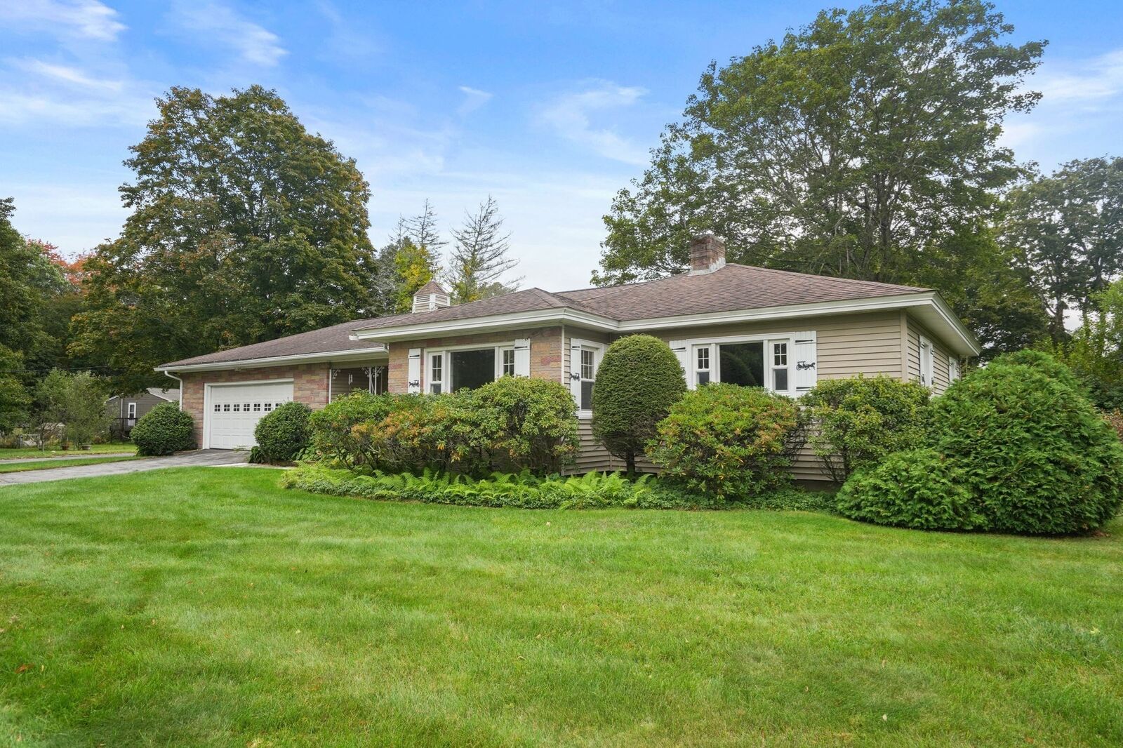 Property Photo: 15 Myers St MA 01569