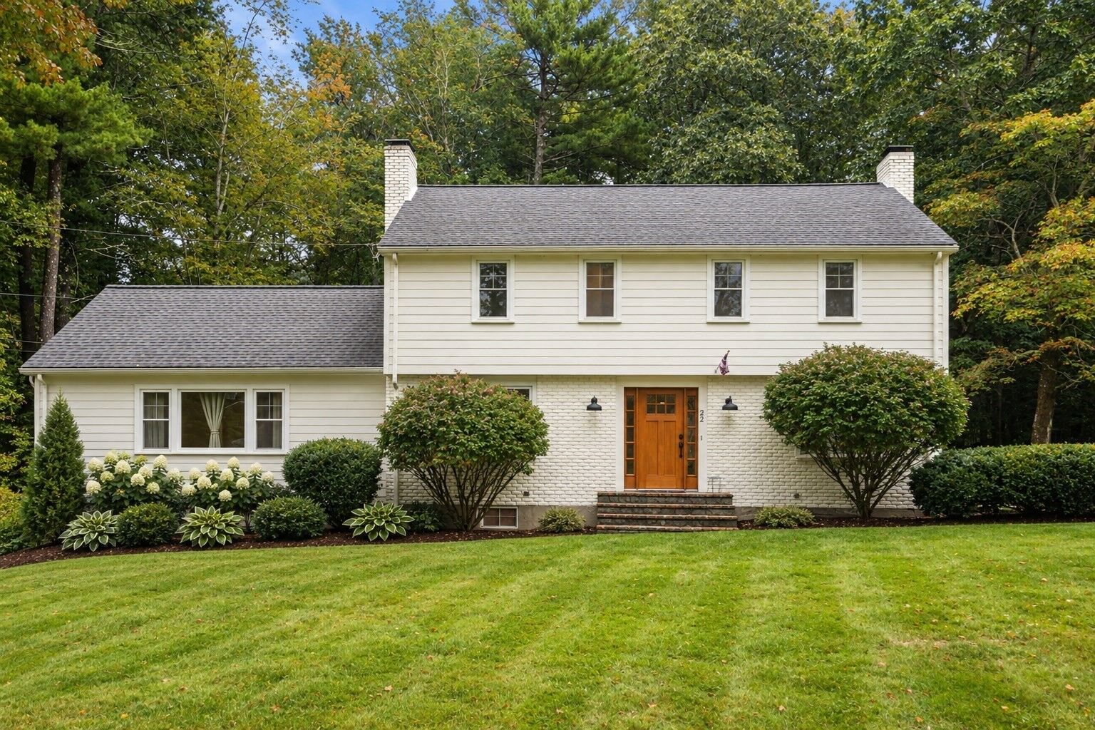 Property Photo:  22 Townsend Dr  MA 01583 