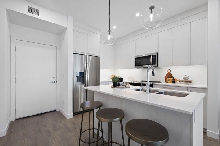 Property Photo:  44 Skyview Parkway NE 2210  AB T3N 2R8 